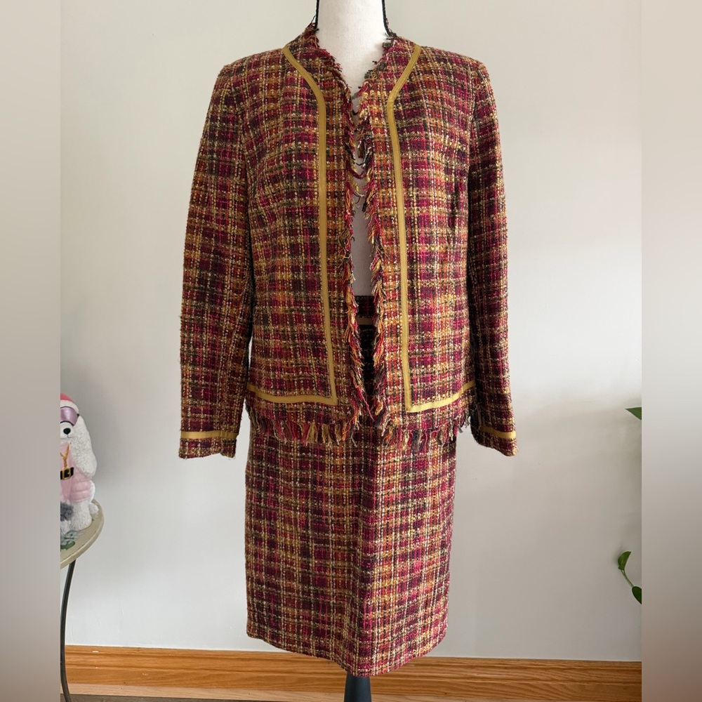 Classic Vintage Vanity Fair Tweed Skirt Suit